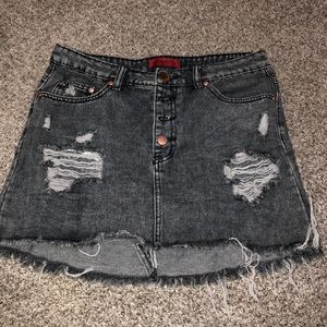 signature 8 black jean skirt